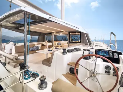 WeSea-Boats-SYMPHONY-67fea6a3d4d81.webp